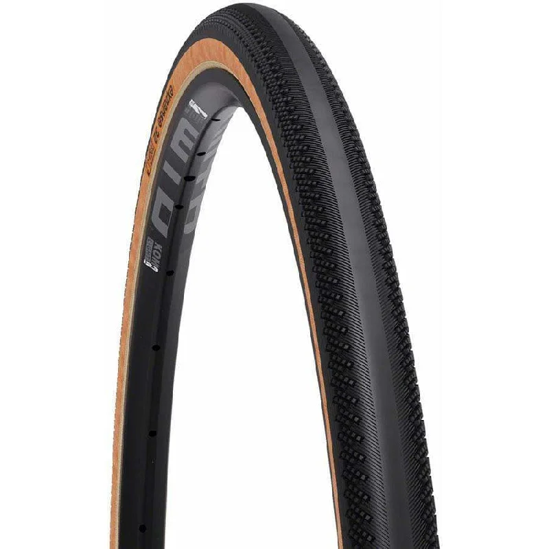 Cycling leg strap-Expanse Tire - 700 x 32 TCS Tubeless-Ready